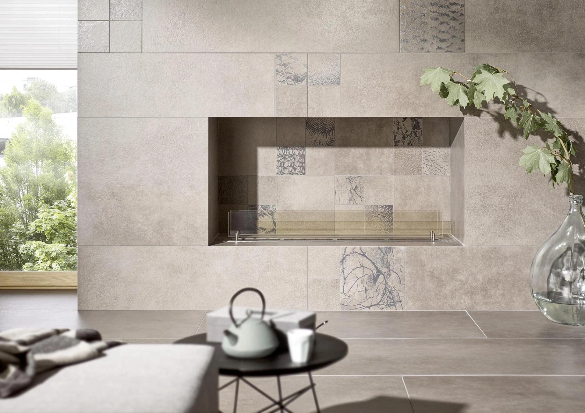 Thinsation Wand beige poliert, Boden taupe natur Feinsteinzeug – Ceramic District