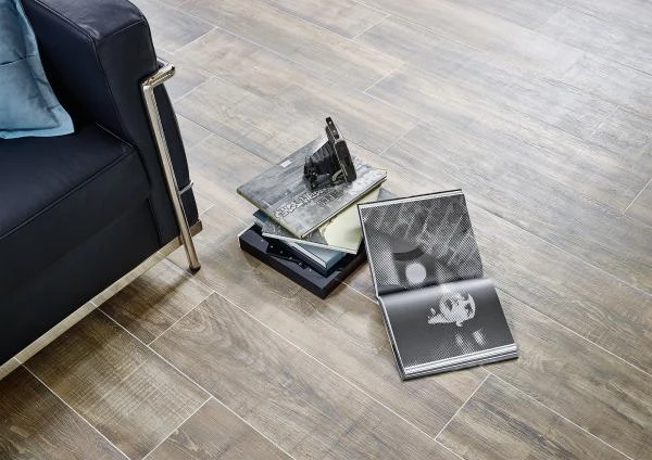 Gate braun Feinsteinzeug – Ceramic District